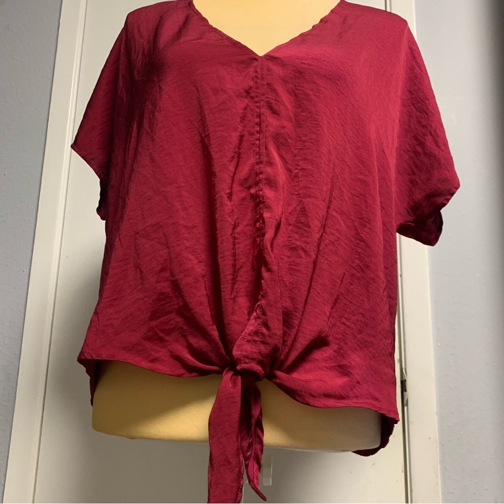 Lucky Brand Dark Berry Pink blouse size M
